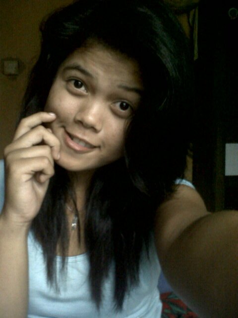ryiieeaa's profile picture. Di sa'at aku terpuruk sendirian dan menangis aku hanya bisa untuk mengatakan aku cinta pada mu jgan tinggalin aku ya,,,