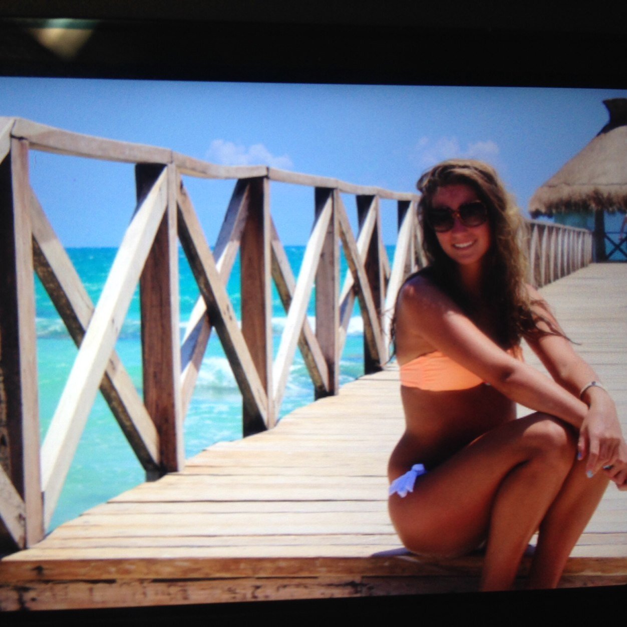 bre354's profile picture. Live. Laugh. Love 