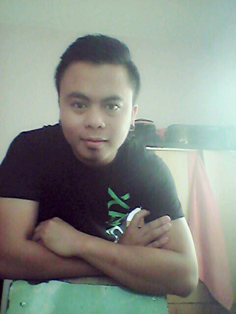 rendyendy706's profile picture. you and me from one world we are family...