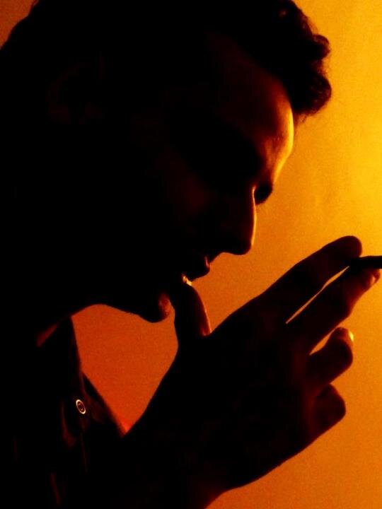 javioclv's profile picture. Músico, guitarrista, bajista, ateo, millonario, filántropo y mesías auto-proclamado