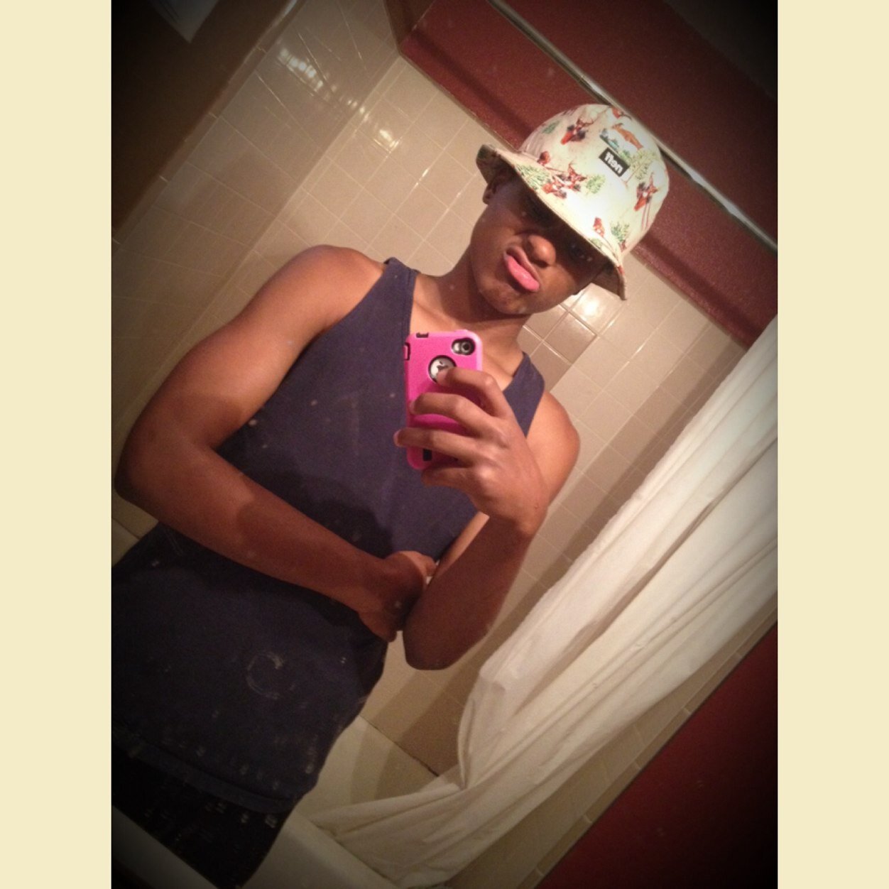 Cali livin 
ATL raised 
 kik: aka_didi