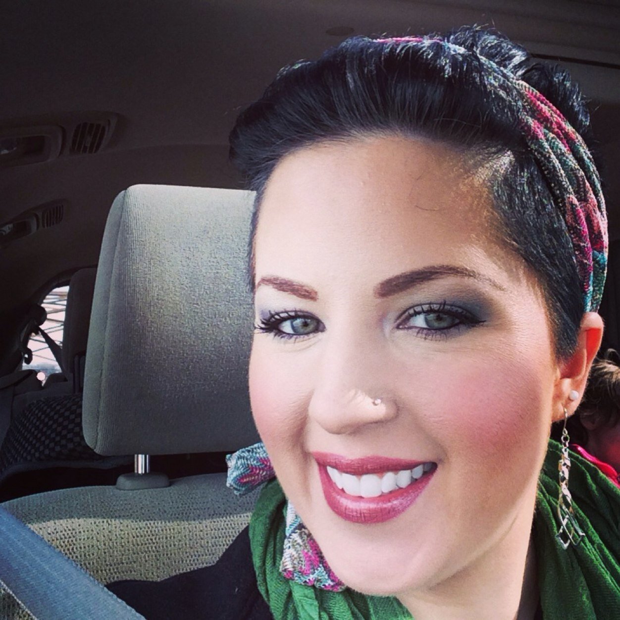 Wife. Momma of two. Musician. Singer. Coffee snob. Makeup addict. Jamberry business. Independent. Rule breaker.