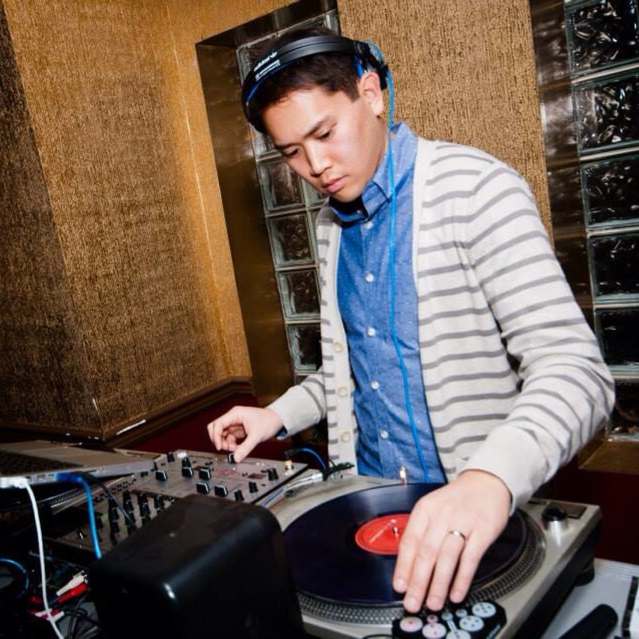 typerel's profile picture. CPA, DJ, Marathoner, 4.0 NTRP, 13 Handicap