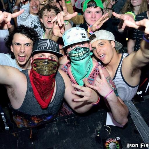 Rave till the Grave. Midwest ravers. Let us enhance your rave experience #PLUR #BassToTheFace #basswhale insta:SkullFaceKillas skullfacekillas@gmail.com