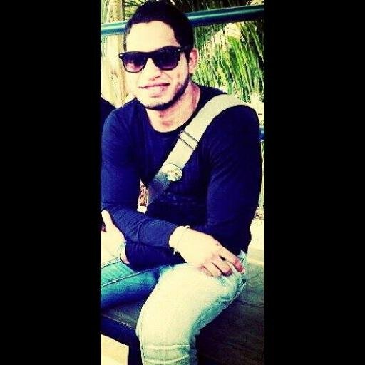 chico sociable, chistoso, extrovertido, Ingeniero de Gas, instagram: richartdyolivares, si quieres saber mas de mi sigueme y veras :$
