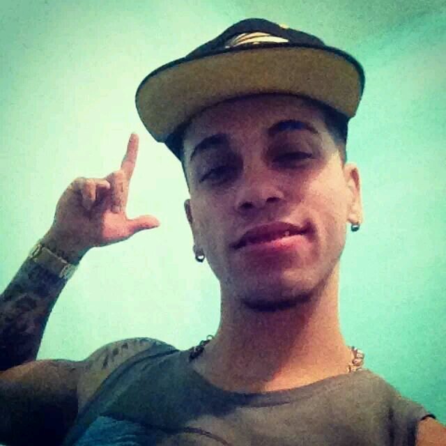 nosso amor veio de outras vidas e vou te amar em outras que virão ❤ 15.6.2013