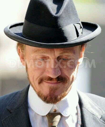 Detective Sergeant Bennet Drake, at your service~ Ex-Army, turned a copper, but still a fighter.~ ||•Ripper Street• #RP +21||
