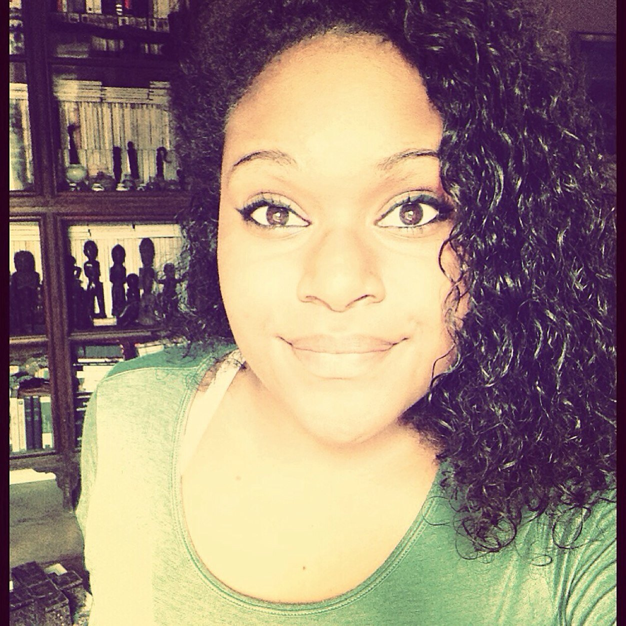 Just a random girl who loves to sing
