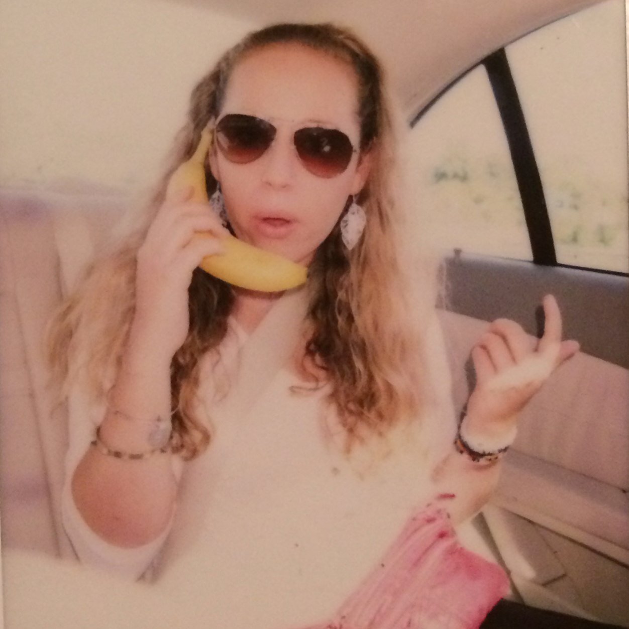 chelseaflintoft's profile picture. Currently @trycanoa |
Past @aditionsco |
Santa Clara University '14 | I love soccer, democracy, and the weather | she/her