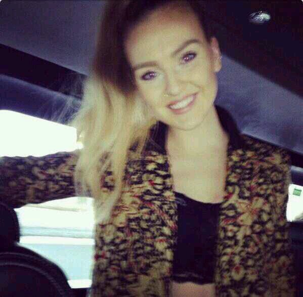 weppoennie's profile picture. follow @infinity_ziam instead!!!