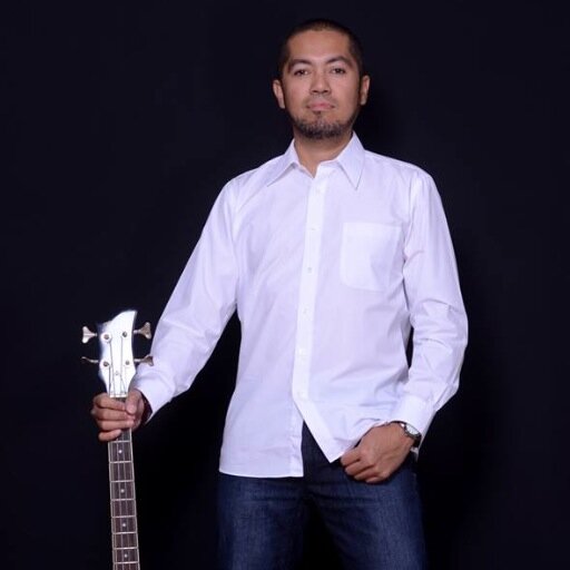 mackymaca's profile picture. Bass player, mountain biker, Czech beer drinker, Peso Mover & Milagros Dancehaller