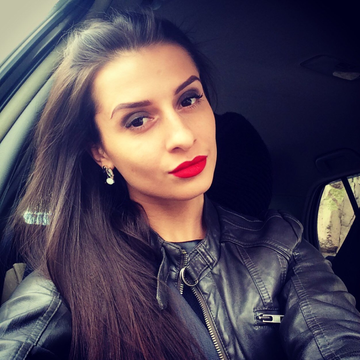 Alla_nester's profile picture. MakeUpArtist; INGLOT🖤