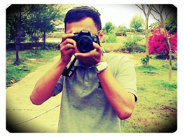 apa saja lah ,yg pnting tidak mengecewakan say,,, ^.^