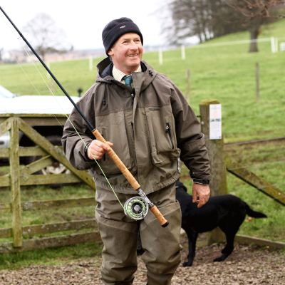 Follow the lives of the ghillies and fisherman on two of the most renowned beats on the River Tweed; Upper and Lower Floors.