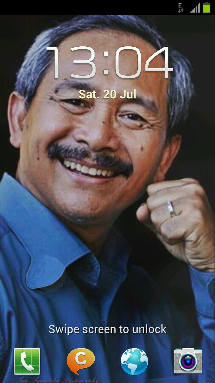 ksuas's profile picture. 