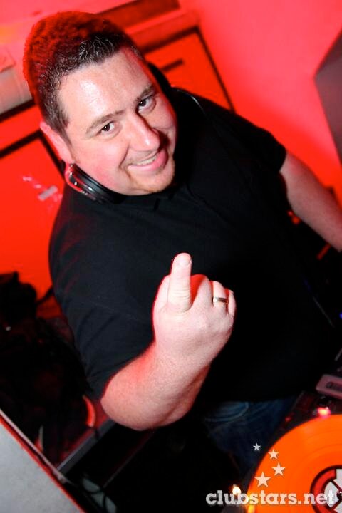 DJ