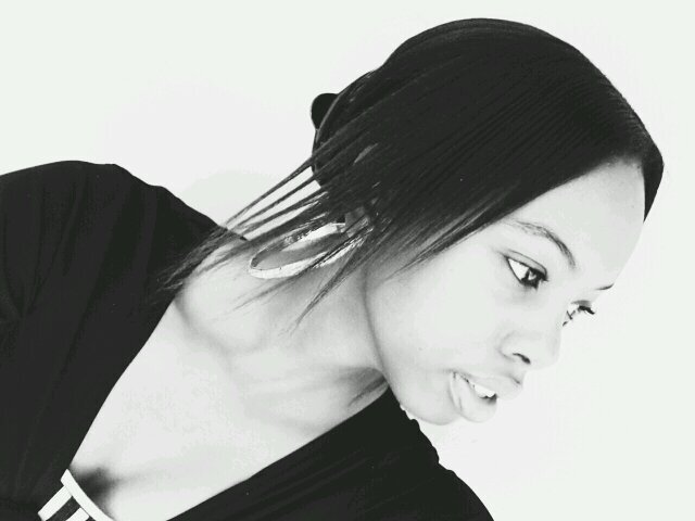 noelle555's profile picture. Me myself and I :) and the Lord our God :)
