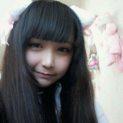 school_hellme1's profile picture. 얼마전에......처음으로 가본 학교 M.T !!!! 키키^^아주아주 재밌었어요! 같은 조 팀원들과 기념사진 ^____^초상권보호를위해 모자이크! ㅎㅎ 요즘 학교에 푹 빠져 살아요~_~