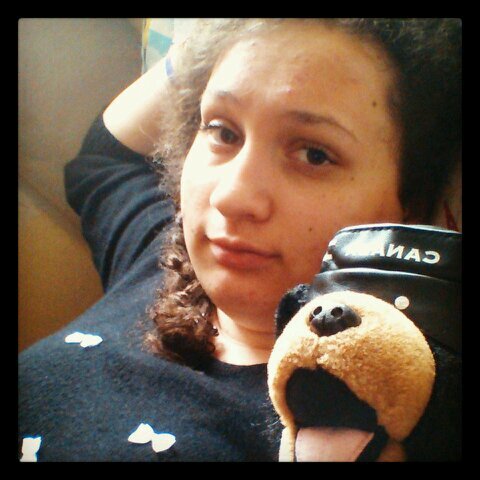 I´m Directioner,  I love 5SOS, Ed Sheeran bc his lyrics r beautiful an LM... I´m friendly&crazy my BD 8.12.1992 school UMB UAP SjHi