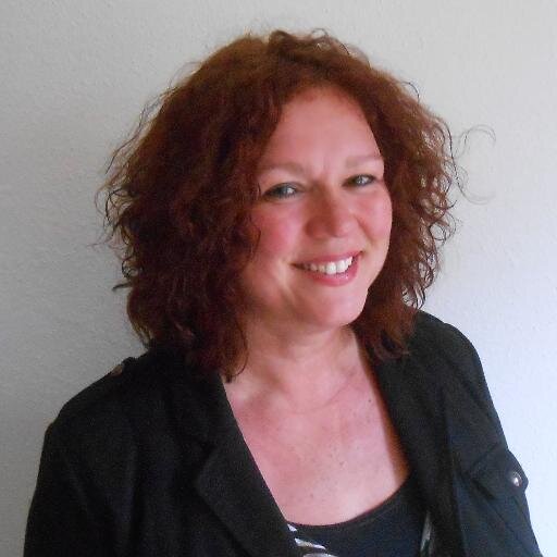 AnnetMurre's profile picture. Directeur LVSC, eigenaar Murre Coaching, moeder, schrijft poëzie en romans, schildert..... maar niet het huis,
