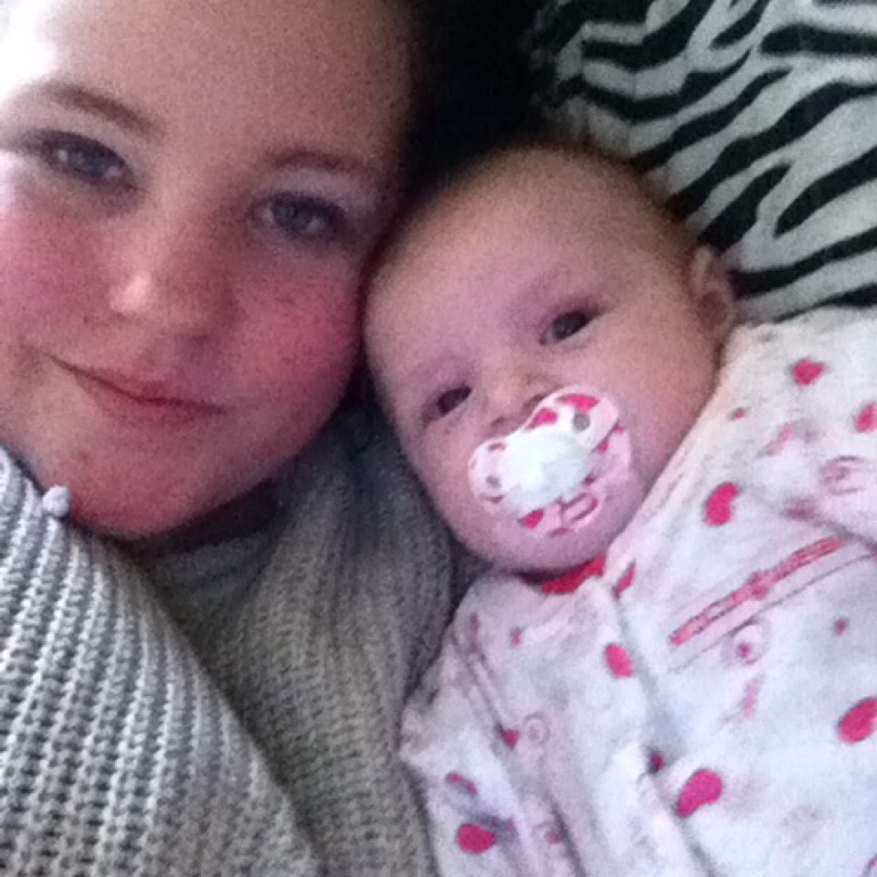 Stephii_2468's profile picture. I'm 20 and I have an amazing boyfriend. I am now a new mommy with a beautiful baby girl with my boyfriend.