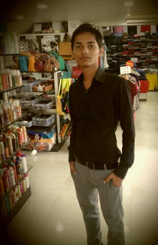 ashishgor285's profile picture. 