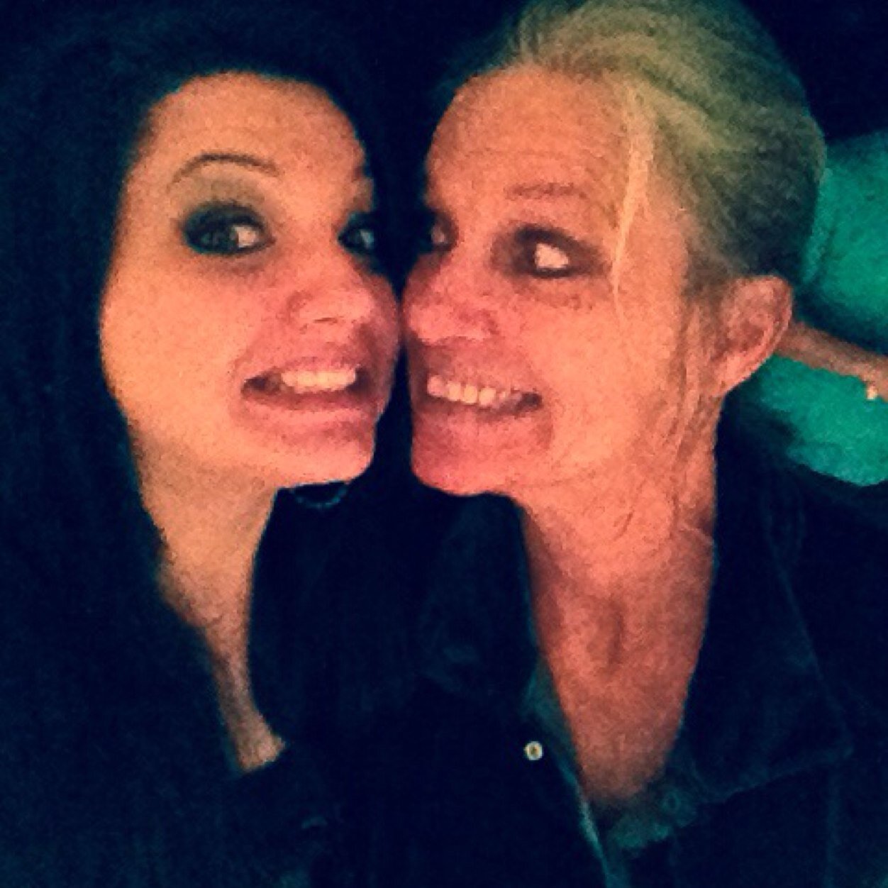 jhannah34's profile picture. Always searching for something more…