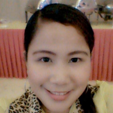 mathetmedina's profile picture. im a simple loving person hahhaaha