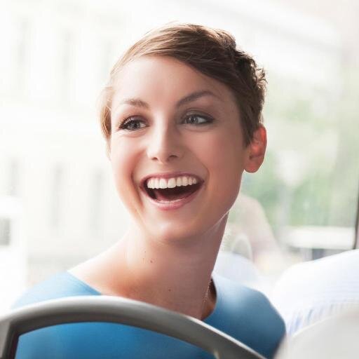iris maakt reizen met het OV eenvoudig en voordelig. Ze geeft je inzicht in de kosten en bespaart je tijd door alles voor jou en je werkgever te regelen.