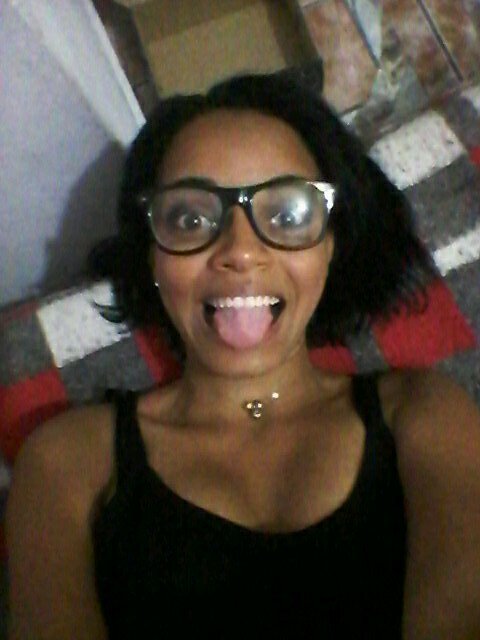 Violinista, chata, universitária, chata, comilona e chata!  and this is it! #vivalavida #Dos3
