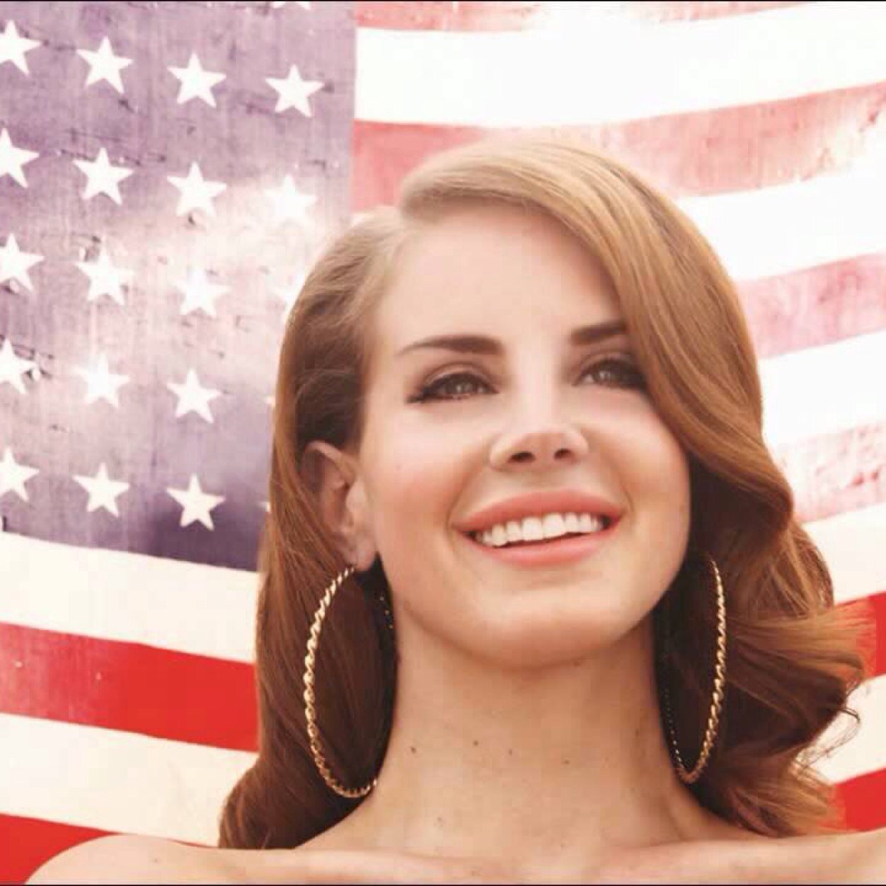 Lana, if you ever see my account, please follow me! It would mean the world to me! My 16th birthday is coming soon! I love you my queen!