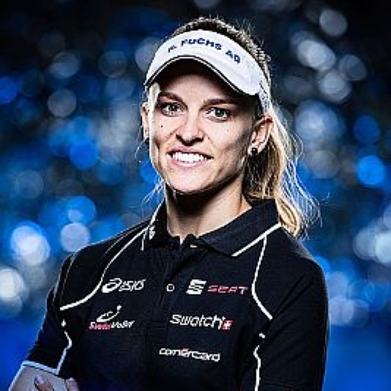 This is a Fanpage from Nadine Zumkehr, a swiss Beachvolleyballplayer. Birthday: 05.02.1985 born in: Frutigen (swiss) Job: teacher, beachvolleyballplayer