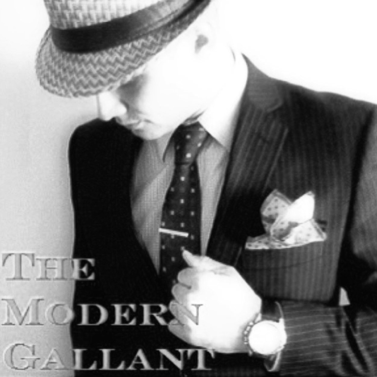 Specializing in Men's Fashion Accessories, Lapel Pins, Watches, Handkerchiefs, Tie Bars, and Cufflinks. 
Follow us on Instagram: @themoderngallant