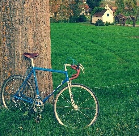 The most beautiful places in Flanders is a place where you can post Flanders most beautiful places. We prefer the pictures with an oldtimer or retro bike theme.