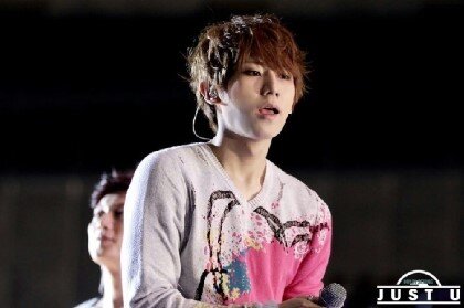 Nocturn(W.Twit)장현승(18)패러디 계정입니다.맞팔은 패계만/생성일:130117/싱크상 사투리입니다.