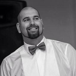 Former swimming coach in Great Britain 🇬🇧🇬🇧! Now Head Swimming Coach and Senior Manager at Apex Sports Academy, Dubai