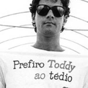 Um twitter dedicado aos fãs do grande e eterno poeta, Cazuza. Sou muito egoísta, centrado em mim mesmo, para me incomodar com os outros.