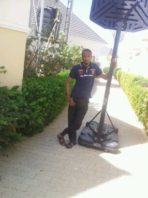 naxifi's profile picture. i am simple