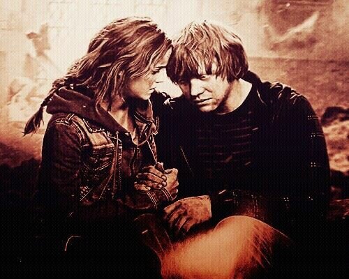 EmmaHermione93's profile picture. Marta, Potterhead fino alla morte! I love Emma Watson, Jennifer Lawrence & Theo James