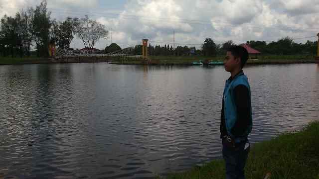 I'm simple and perfect.. I like u alls... @My family...