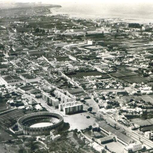 Perfil dedicado a imágenes antiguas de nuestra ciudad. Para construir futuro hay que mirar el pasado