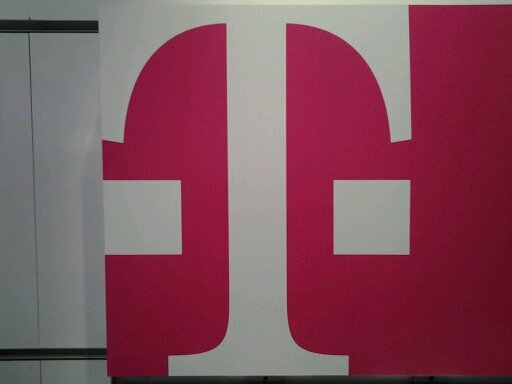 Best place in Jacksonville to get Cell Phone service! Friendly and helpful staff! 904-786-7900