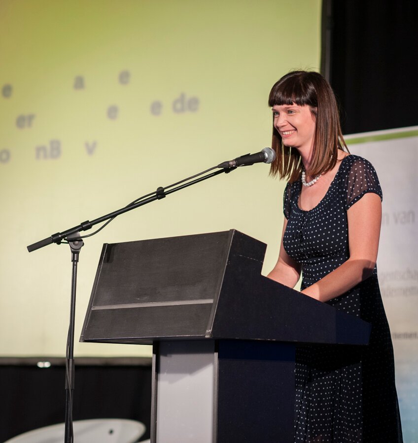Nieuwsanker Focus & WTV, Programmamaker Picstory,
freelance moderator/presentator/inleesstem