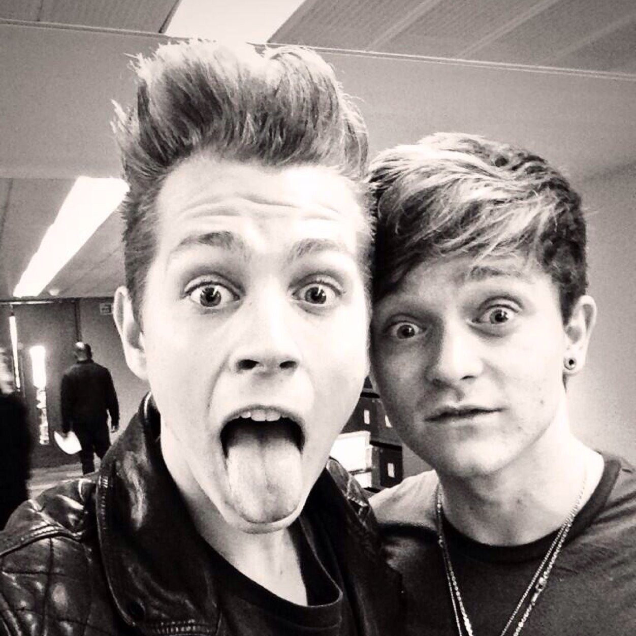 The Vamps... Thats all | McVeySimpson/4 +Band+TweetTeam