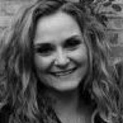 Confessed closet greenie, Eco warrior, World learner, Chocaholic, Travel junkie, Wannabe urban farmer, Innovation enthusiast, Easy to laugher