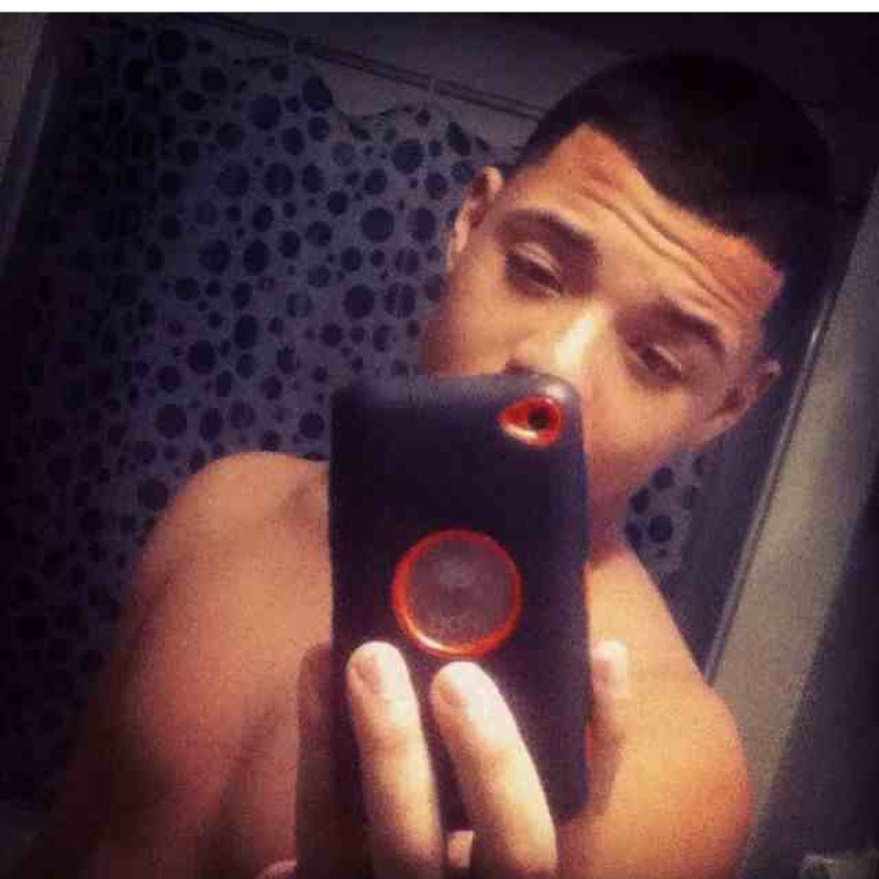 Bitchhh Followwww RACHET niggas these daysss