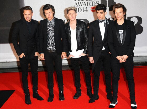 Fandom Twitter account for: 5 Second of Summer

One Direction

Katy Perry

The Vamps 

xx