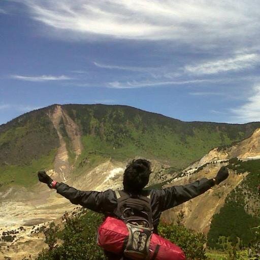 Hidup ini takkan pernah adil, jika kau terus-menerus membandingkan dirimu dengan orang lain !! - Monkey D Luffy (One piece)