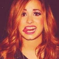 4livezz's profile picture. Criticando