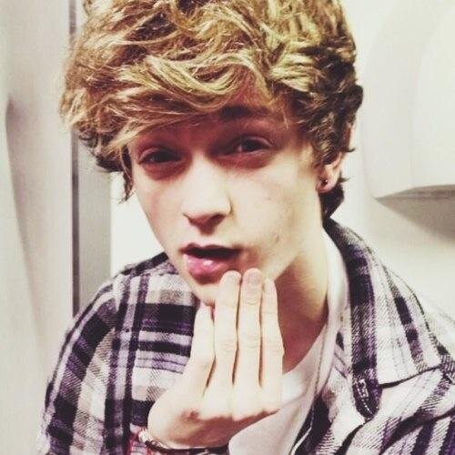 NOT THE REAL CONNOR BUT WANT TO BE. 

BACK UP ACCOUNT!